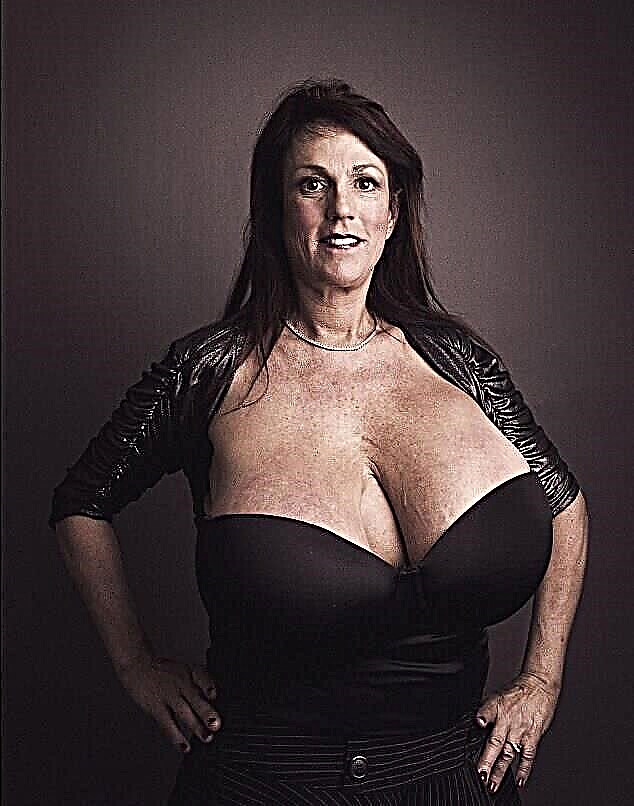 The Largest Breasts In The World Top Photo People