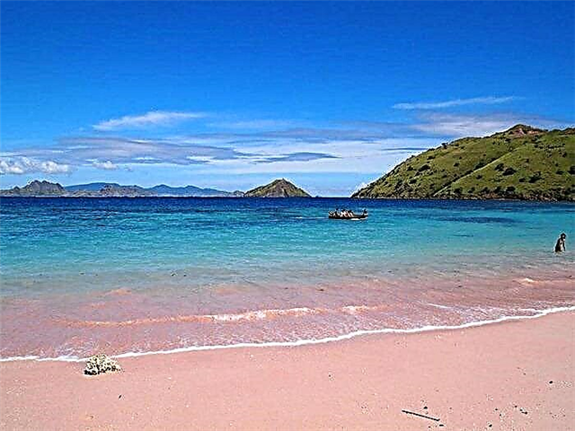 10 Pantai Merah Jambu Terindah Di Dunia Peringkat