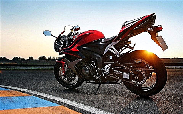 Top 10 fastest motorcycles of 2015